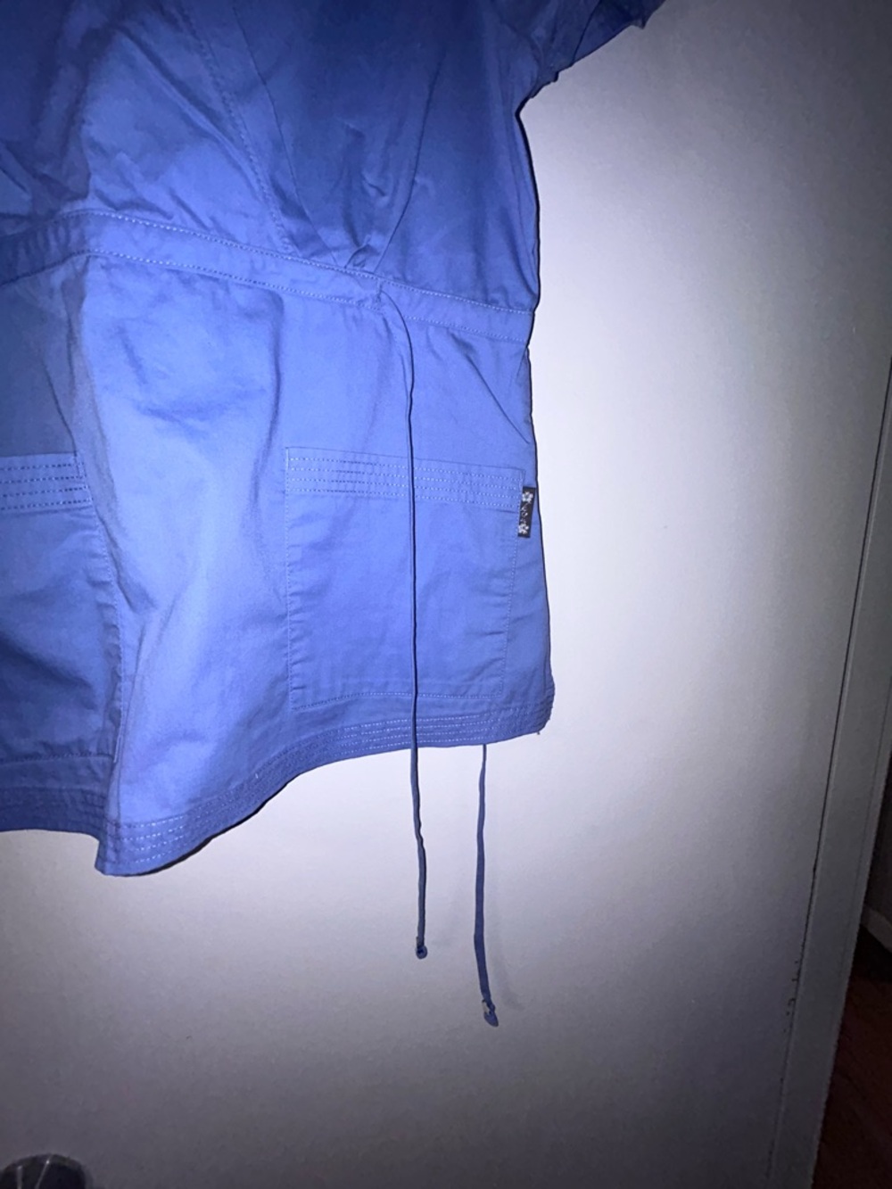 Bundle of Two Scrubs Tops - Picture 12 of 12